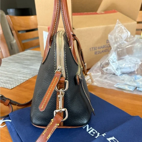 Dooney & Bourke Black Domed Satchel with Handles or Crossbody Bag Like New - Picture 9 of 16